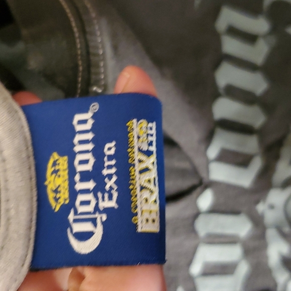 Corona VTG large sleeveless cut neck gray shirt - Picture 6 of 10